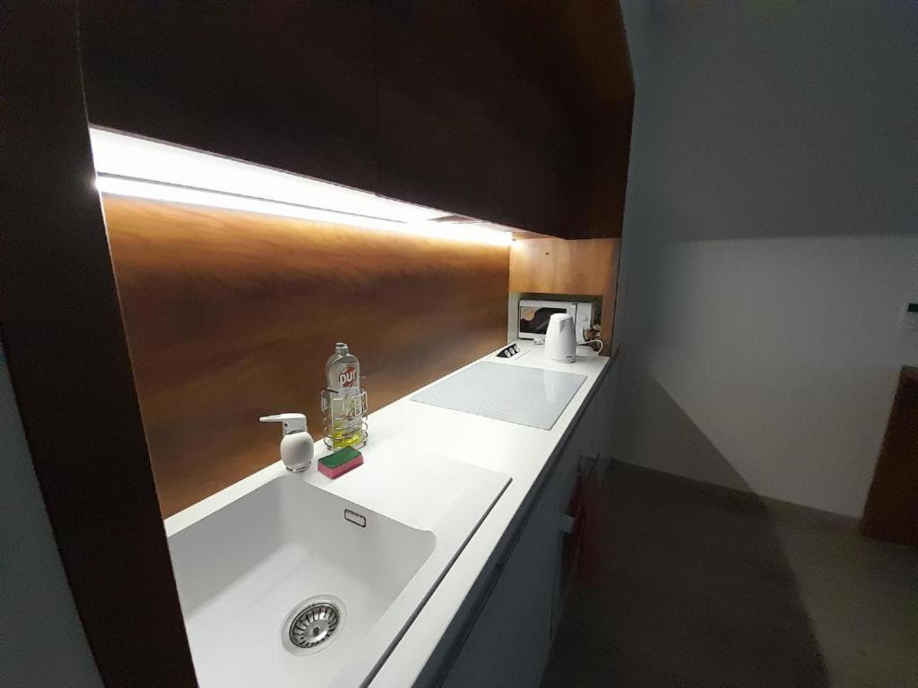 Apartament Entrez Radnica Koszyce Zewnętrze zdjęcie